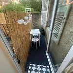 Beautiful With Balcony, Center Appartamento Digione