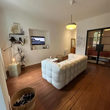 Beautiful With Balcony, Center Lejlighed *